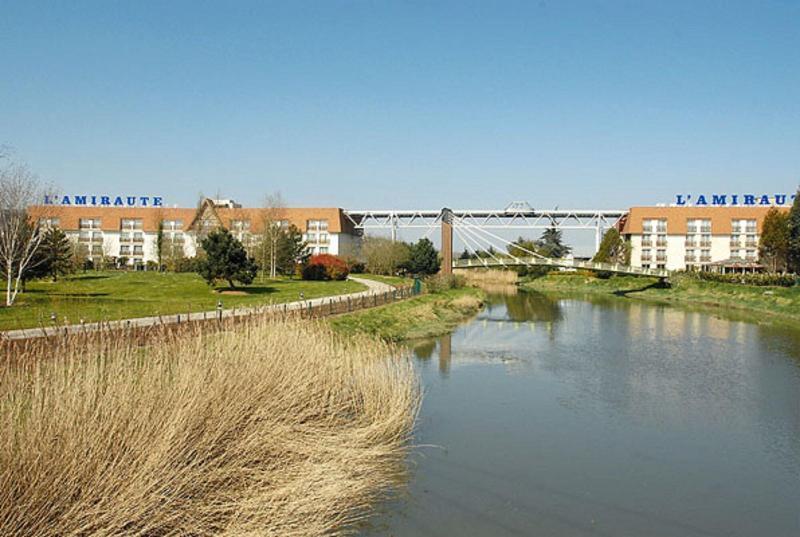 Amiraute Hotel Golf Deauville Touques Dış mekan fotoğraf